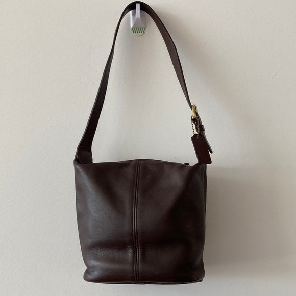 Coach Handbags - ⬇️ SPECIAL PRICE DROP ⬇️ Vintage COACH - Leather Handbag